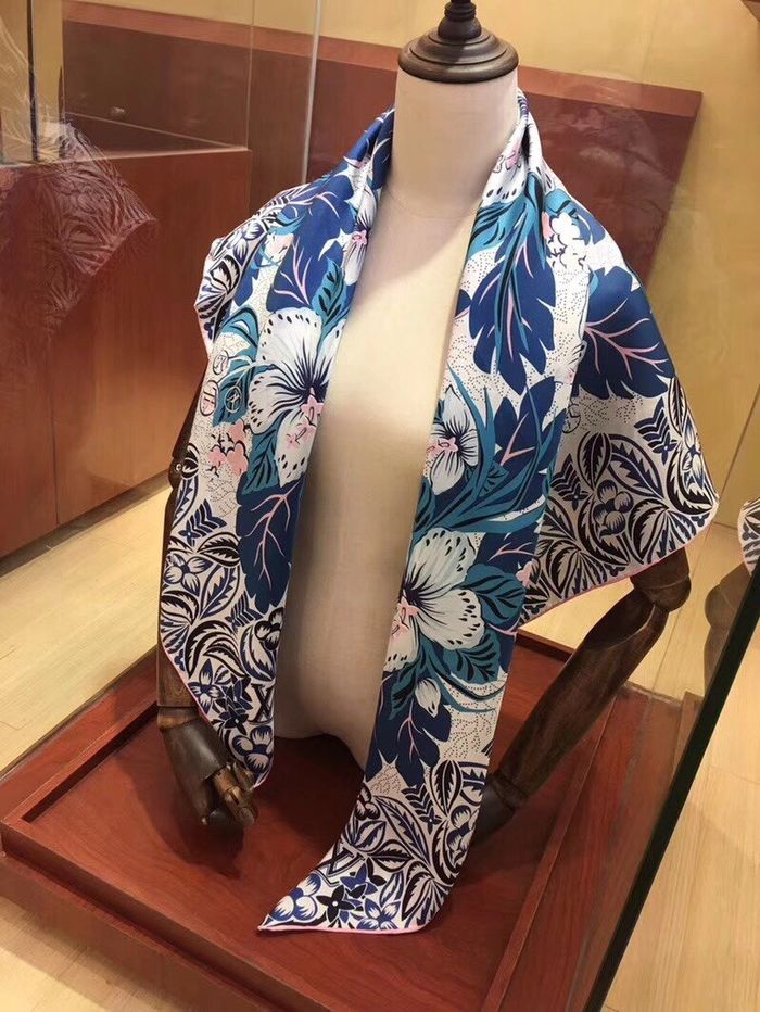 Louis Vuitton Scarf LVS00141